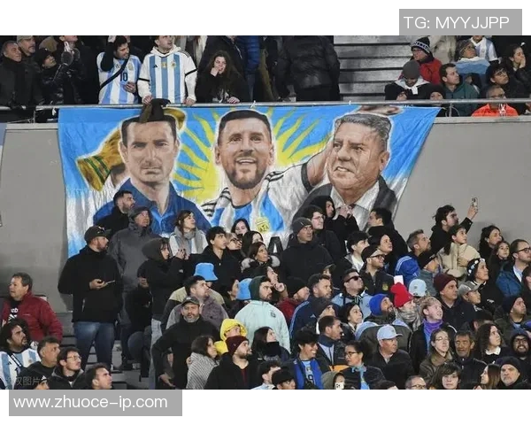 老虎陪伴下的足球明星们与他们的传奇故事