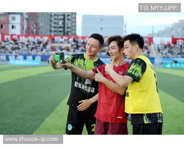 稀有姓氏的足球明星们如何在绿茵场上书写传奇人生