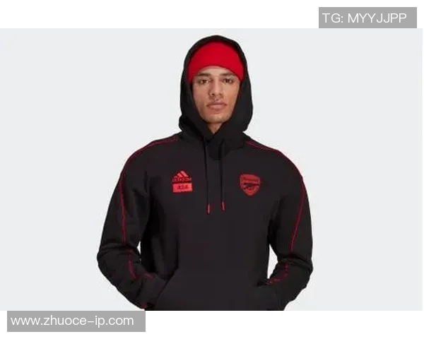 足球明星联名设计多人卫衣潮流时尚运动休闲服饰推荐